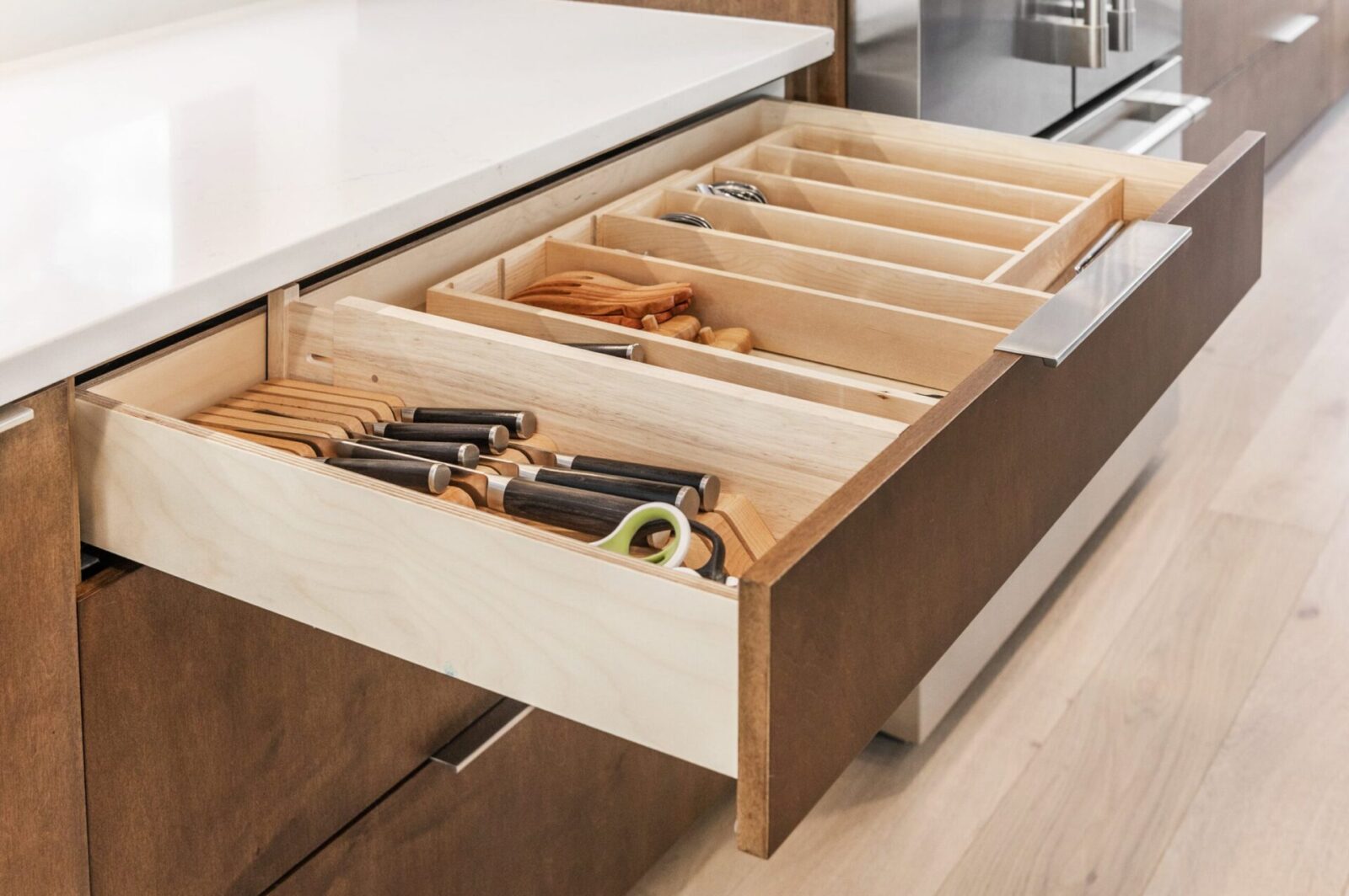 Customized cabinet drawers in UT | custom cabinet design