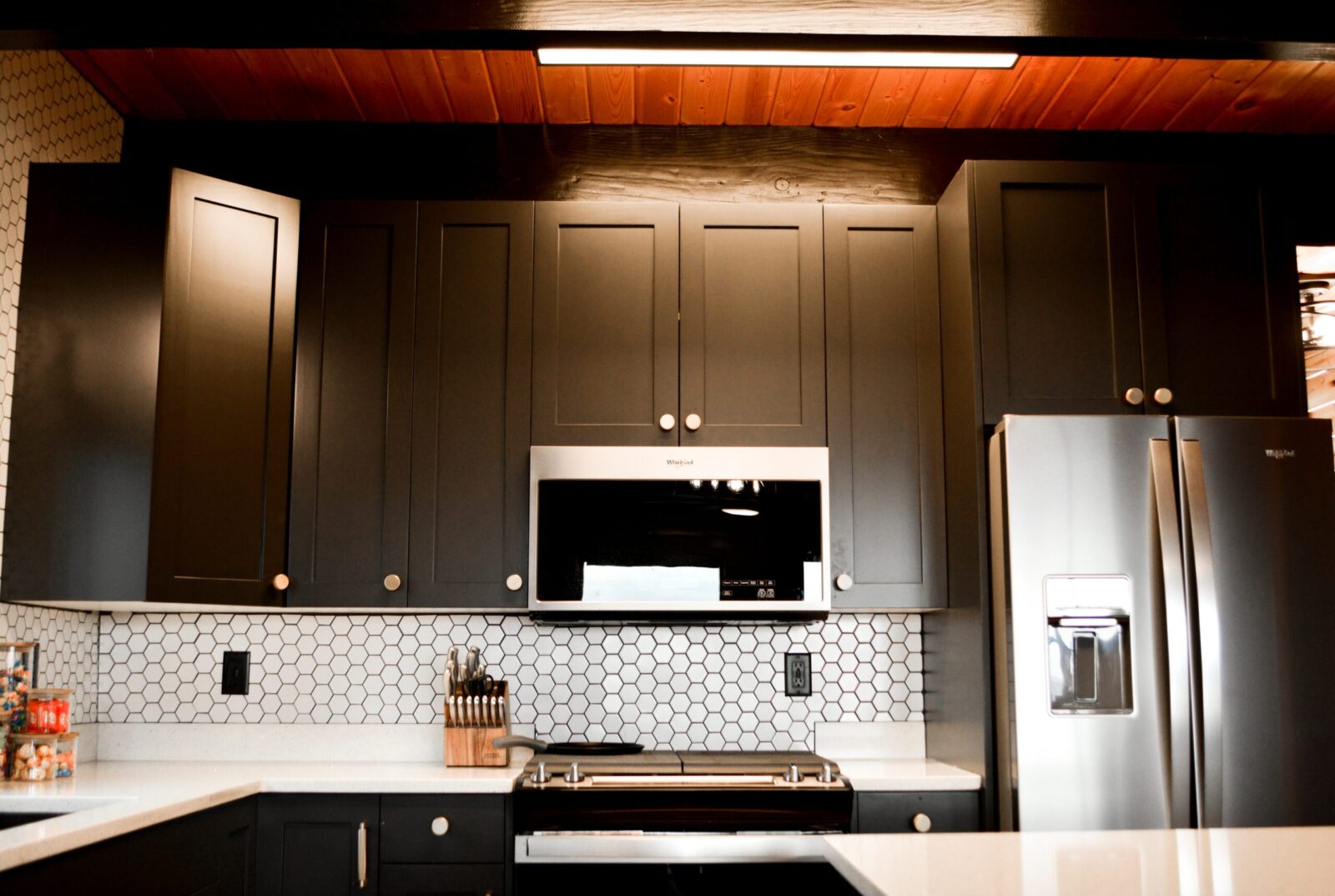 Custom Kitchen design Ut | custom bilt cabinet & supply