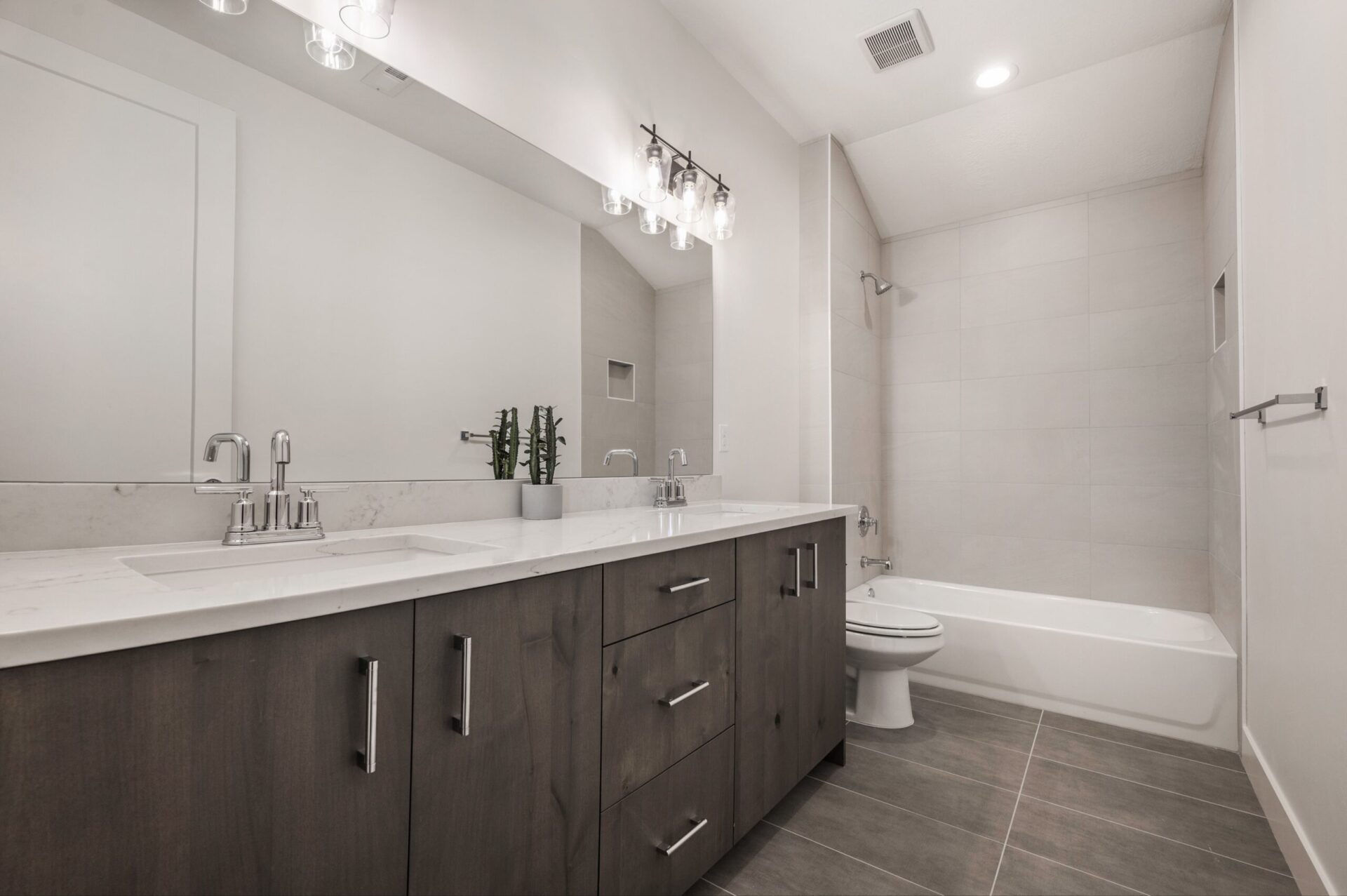 Bathroom with custom vanity cabinets in Salt Lake City